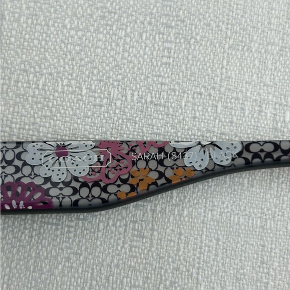 Coach Sarah (S437) Black Sunglasses - Picture 12 of 16